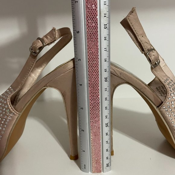WET SEAL Champagne/Gold Nude Rhinestone Bedazzled Bombshell Heels w Strap - Sz 8 - Picture 5 of 7